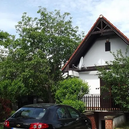 Balassa Weekendhouse Feriehus Siófok
