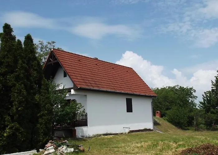 Balassa Weekendhouse Сasa de vacaciones *